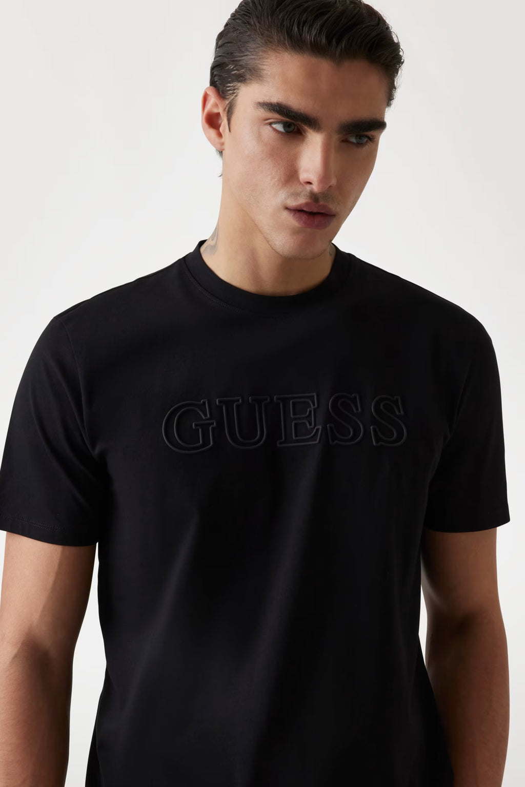 T-SHIRT GUESS