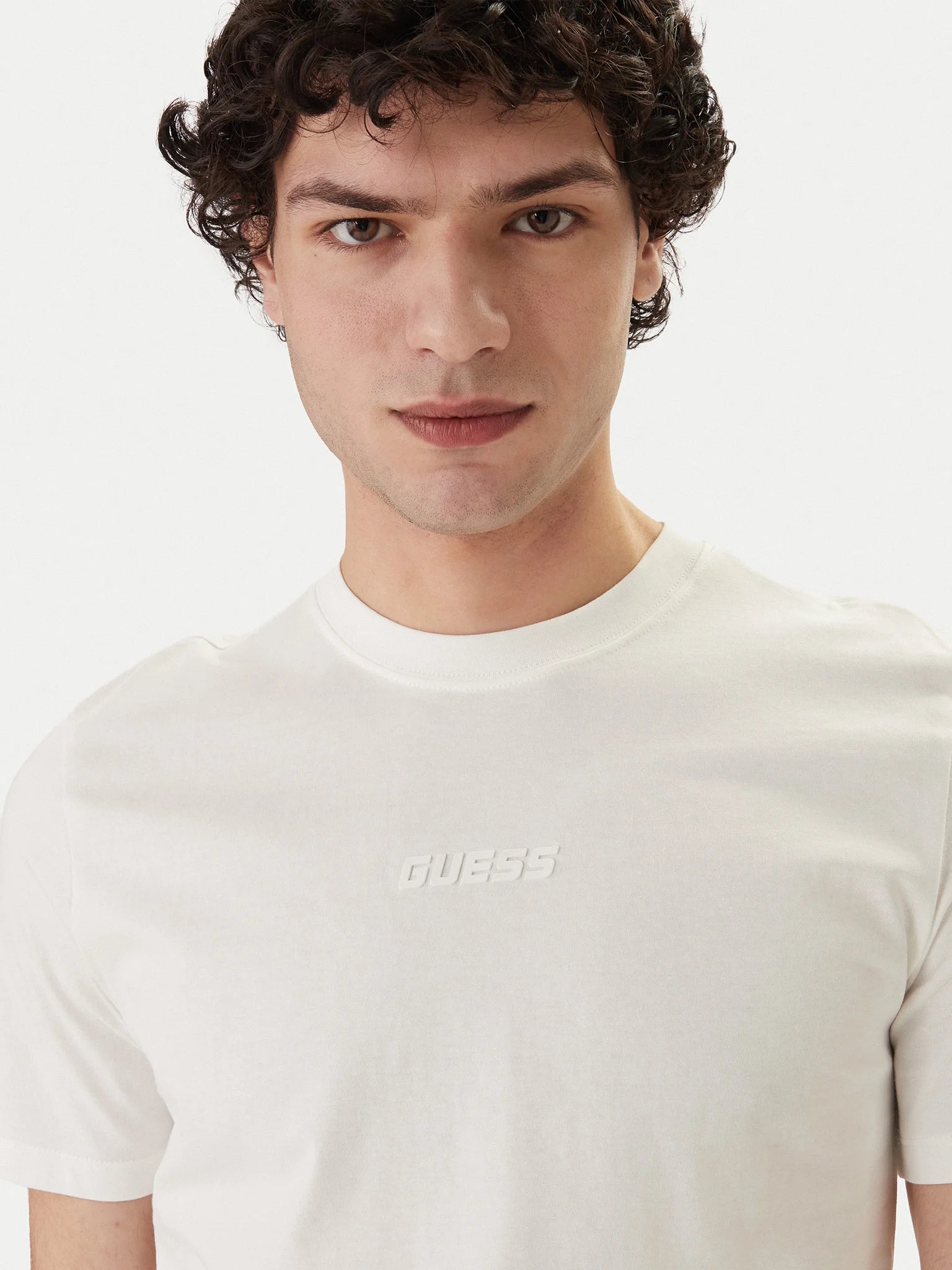 T-SHIRT GUESS