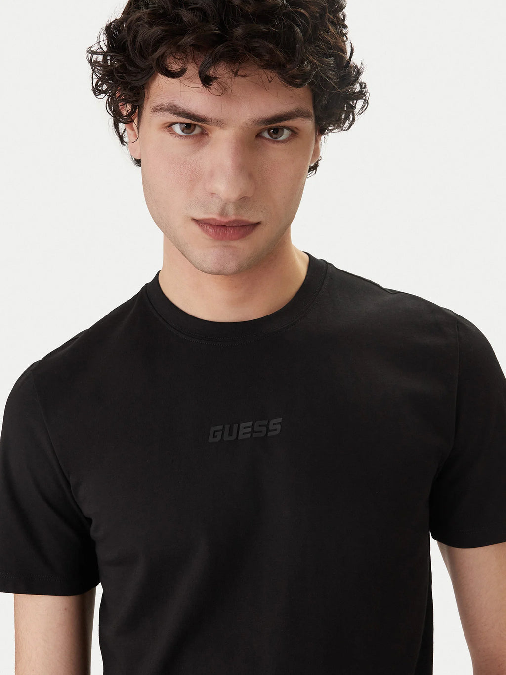 T-SHIRT GUESS