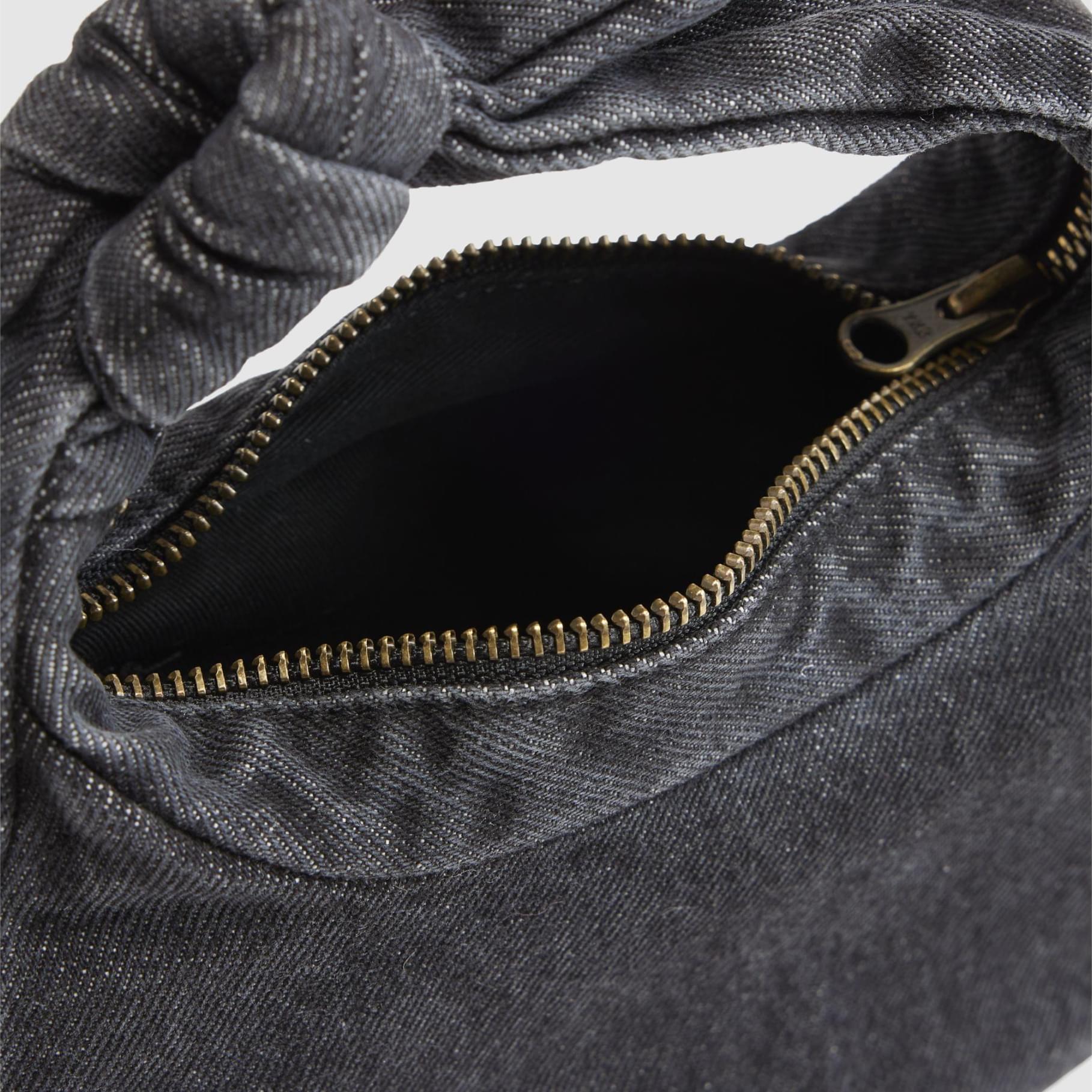 POCHETTE LEVIS