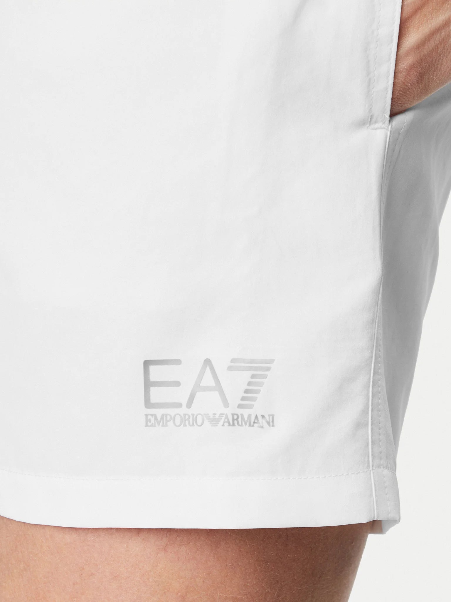 COSTUME EA7
