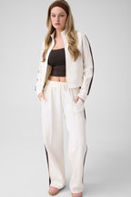 FELPA GUESS CON ZIP CROP