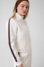 FELPA GUESS CON ZIP CROP