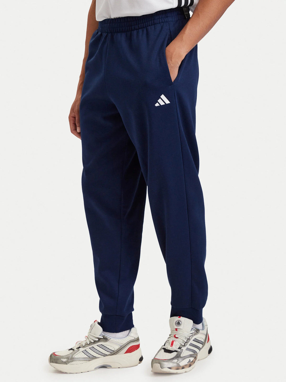 TUTA ADIDAS